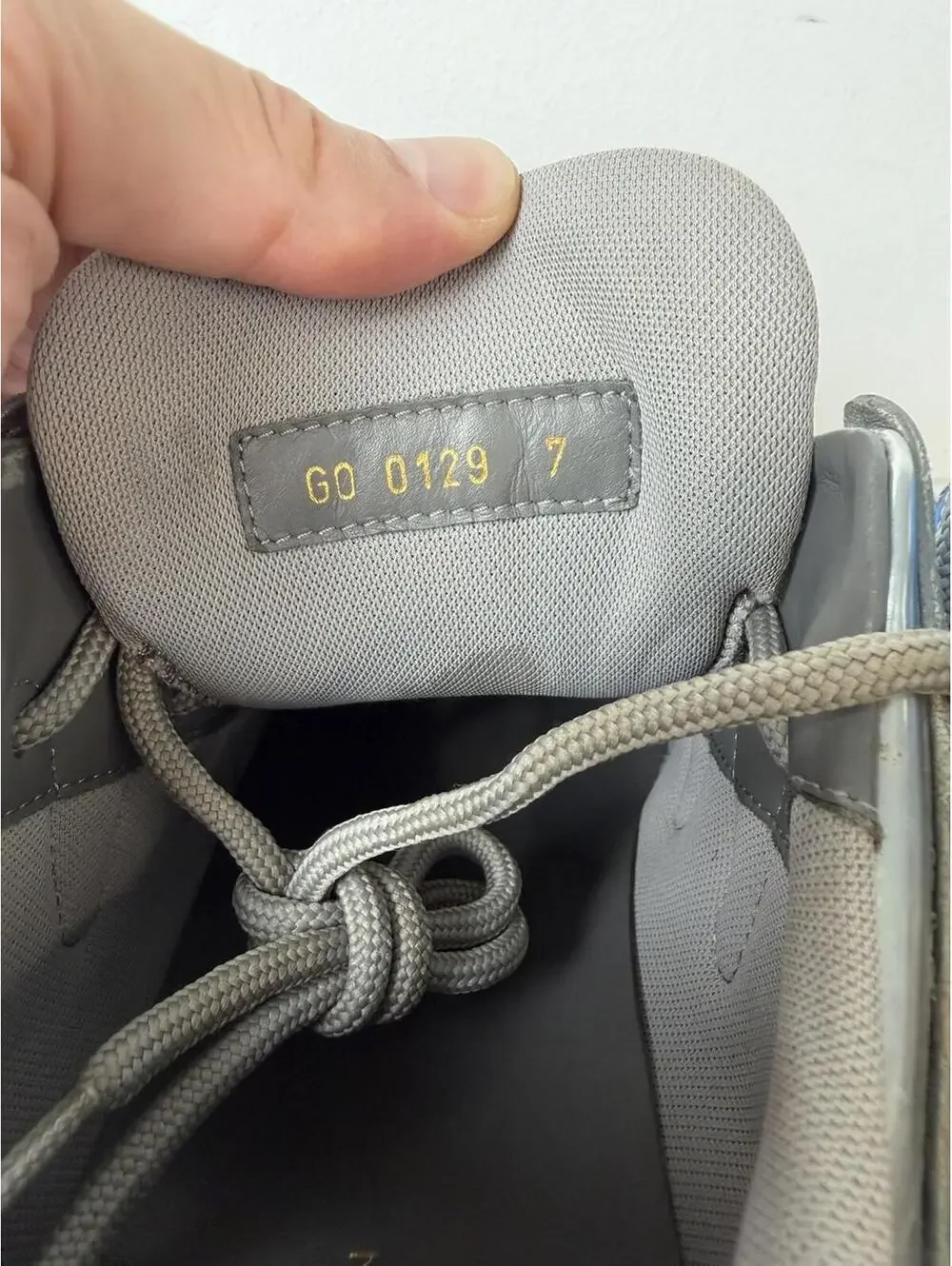 Louis Vuitton Zig Zag Sneaker Silver Blue SZ 7 LV (US 9)